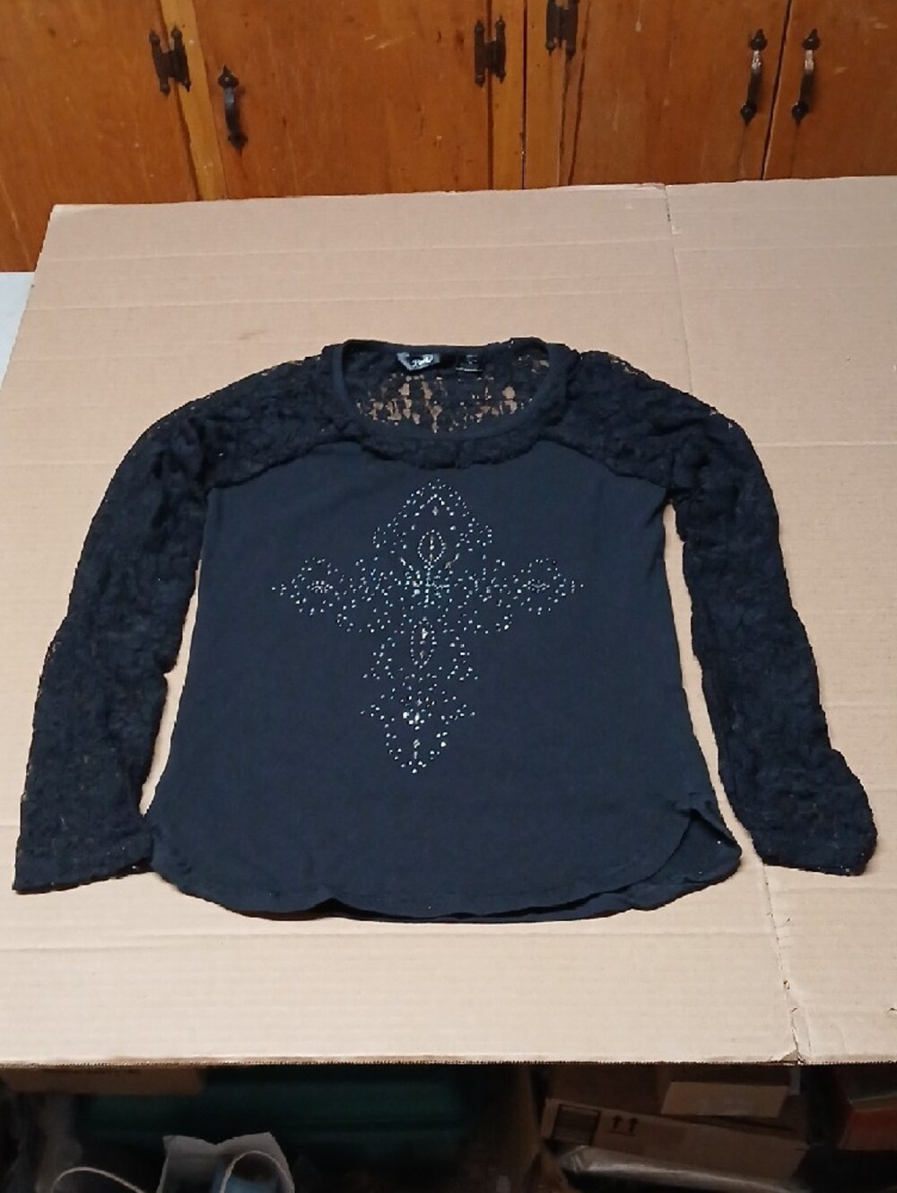 Rock 47 Black Cotton Lace Long Sleeve Top w Rhinestone Gothic Cross Detail M Y2K